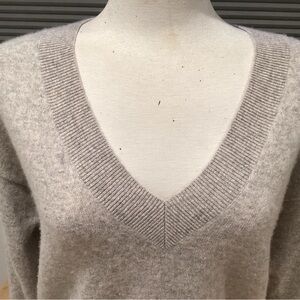 White+Warren Cashmere V-Neck Size Large Women Gray